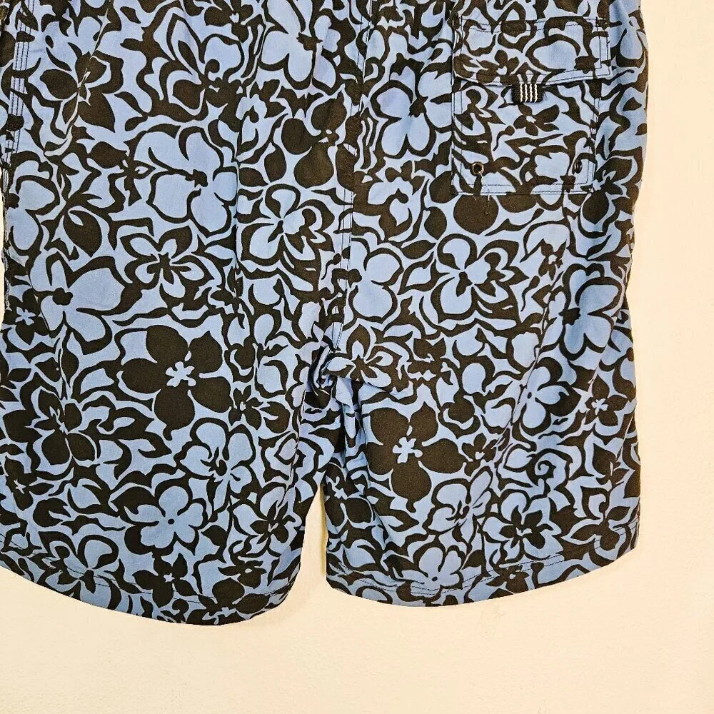 Lands' End Men Dark Blue Floral Pattern on Blue  Swim Trunks Size XL 40-42